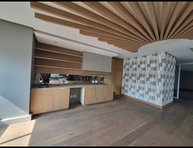 661M² OFFICE TO LET IN SANDTON CENTRAL